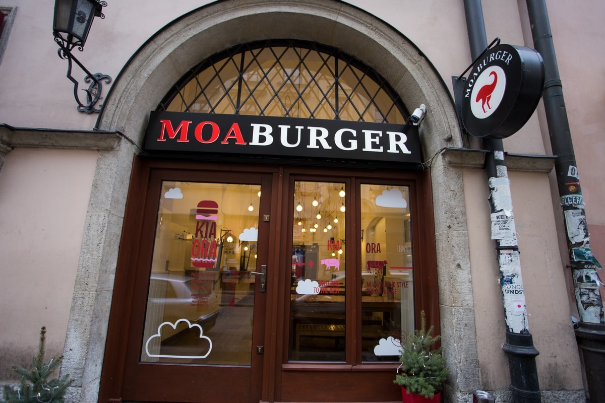 moaburger new zealand burger krakow