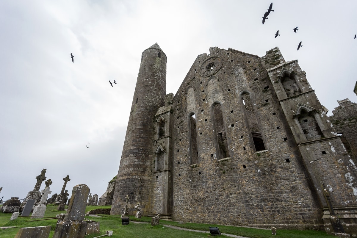Ruins in Ireland - the Rock of Cashel