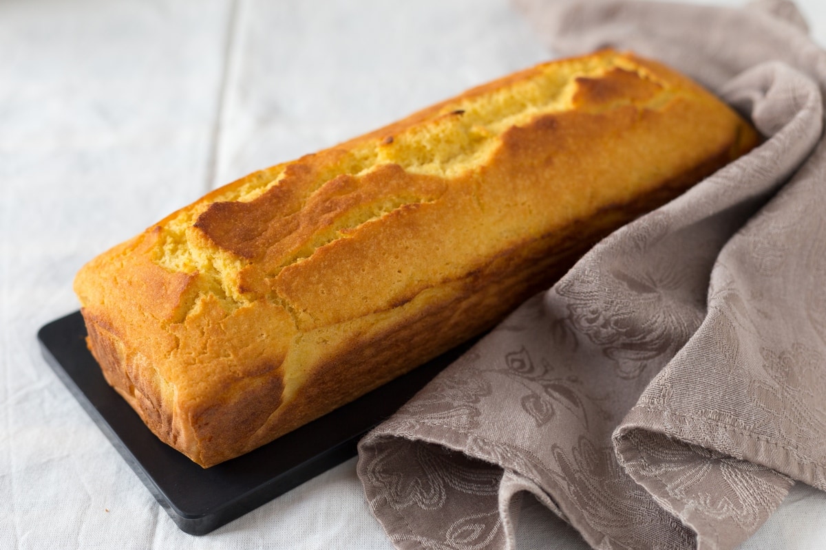Cornmeal cornbread recipe. A loaf that tastes like polenta. Gluten free!