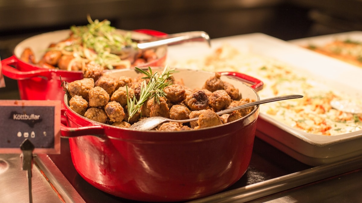 Dining on the Baltic: the Buffet on Viking Line Cinderella