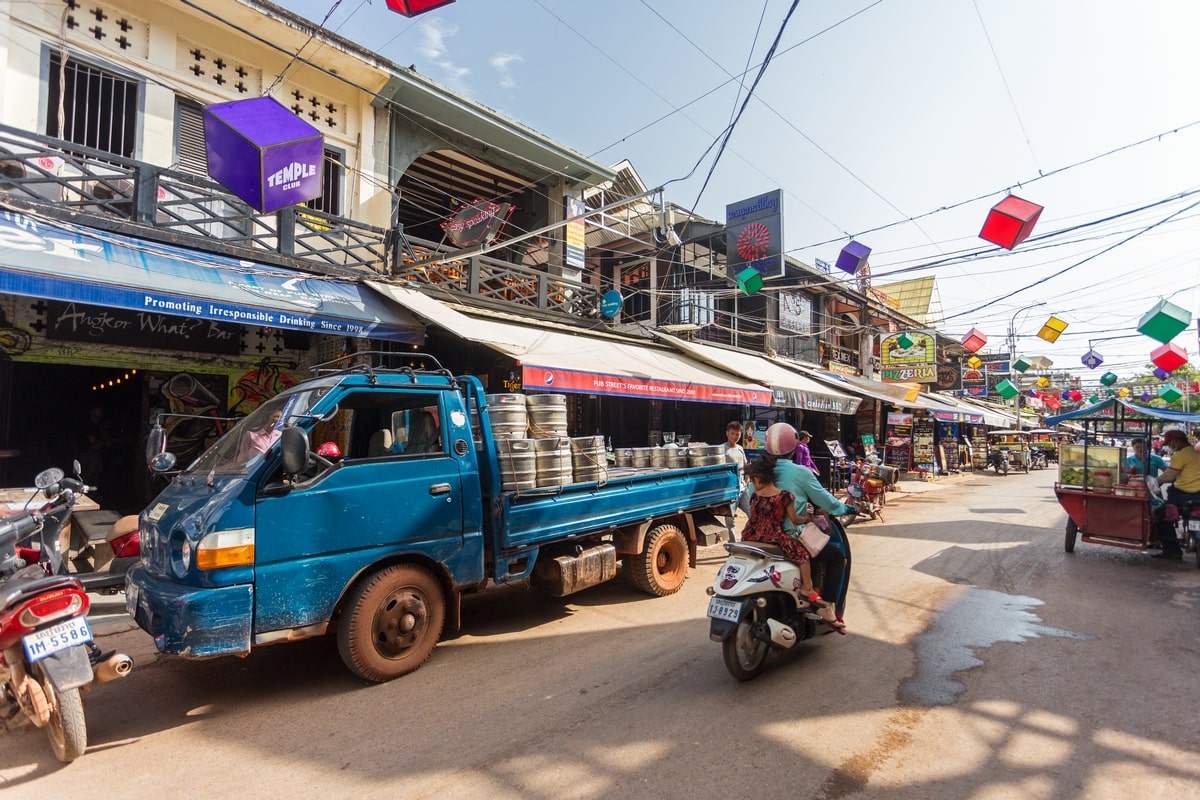 siem reap pub street