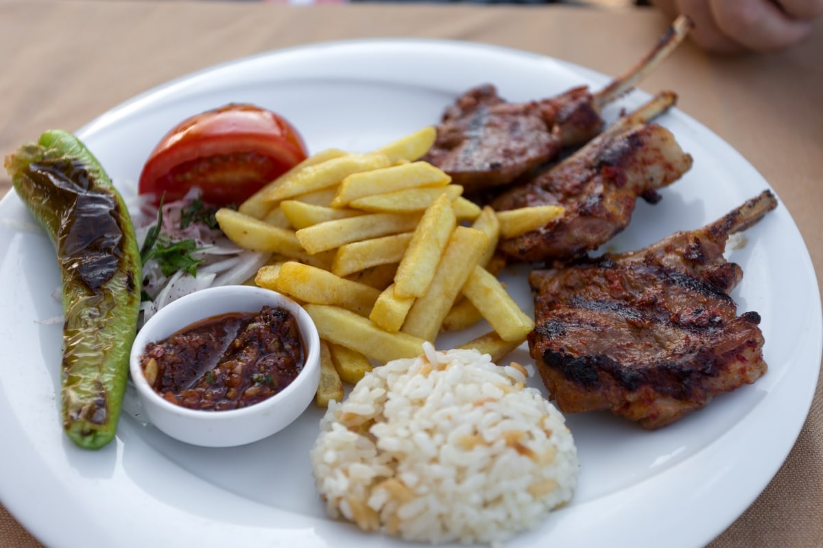 Rooftop dining in Istanbul 
