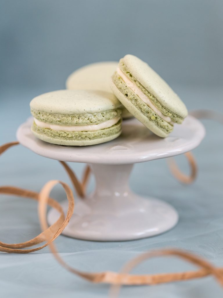 matcha macarons