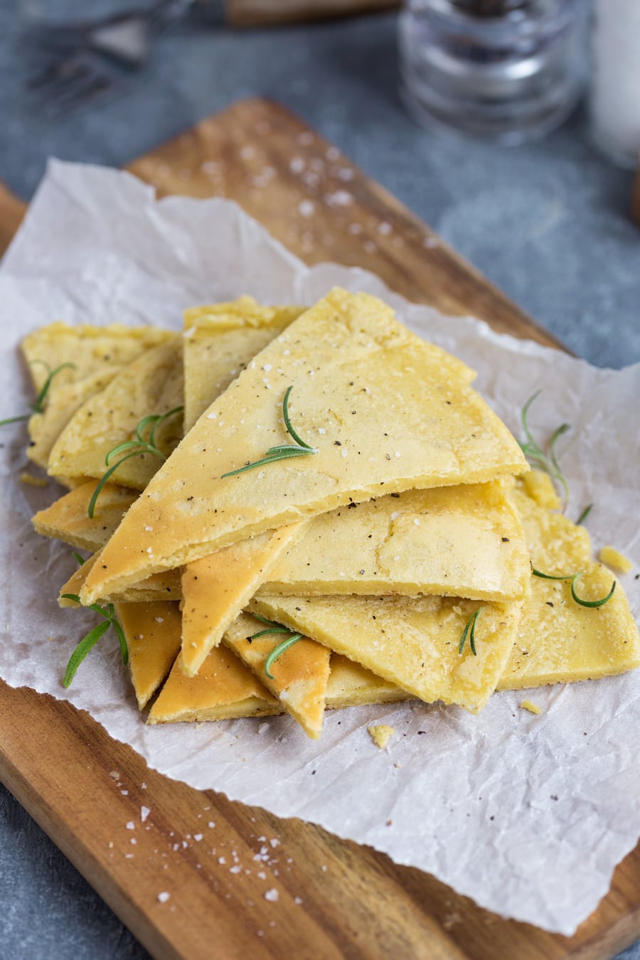 Skillet farinata slices