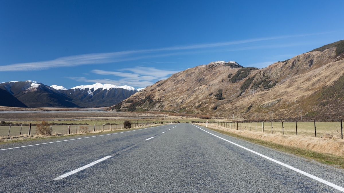 Road in New Zealand South Island.