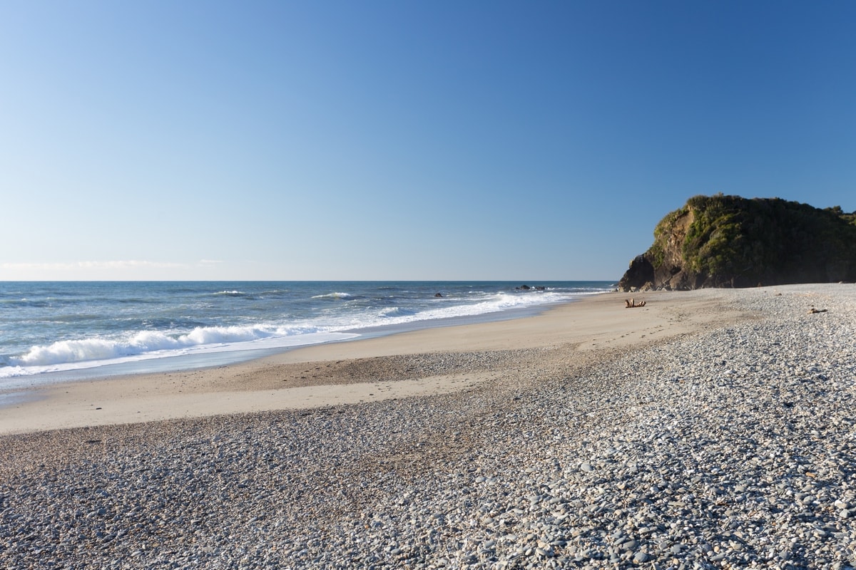 New Zealand South Island road trip: a stop on the West Coast.