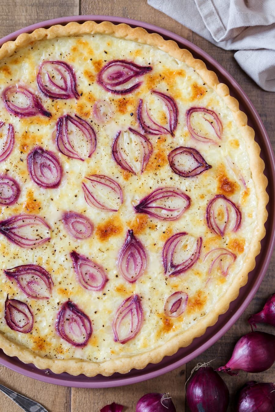 Peral onion and cottage cheese tart.