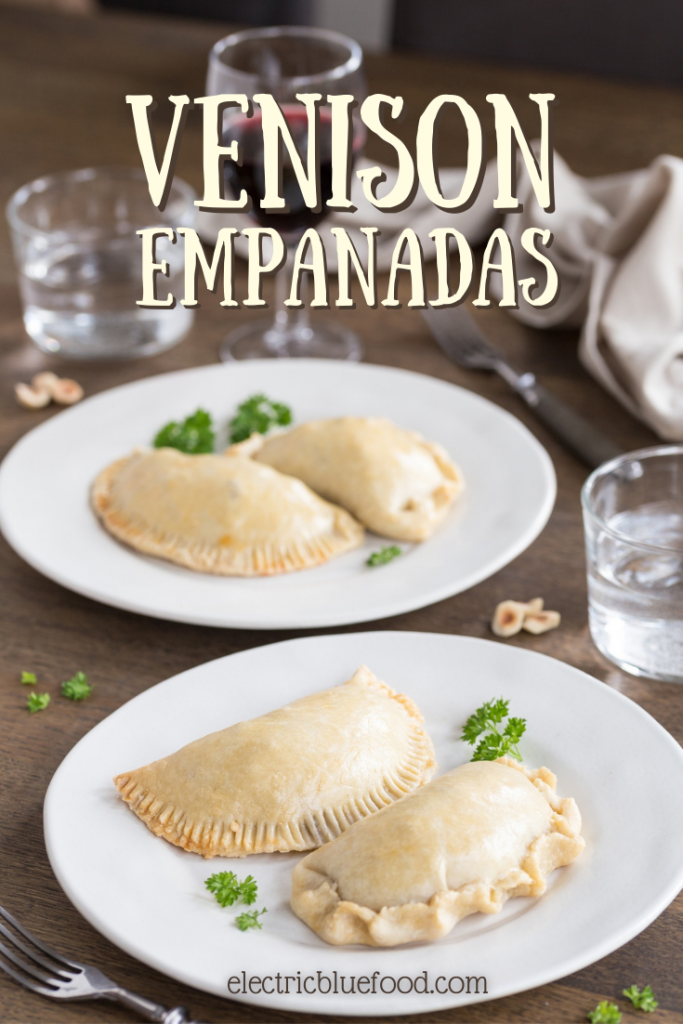 Enjoy meat empanadas with a special filling: these venison empanadas have a delicious game meat mince filling with ground hazelnuts and a dash of cinnamon! Made from scratch with a lovely pastry and oven-baked, these homemade empanadas are the perfect meat appetizer. #empanadas #gamemeat #venison #venisonempanadas
