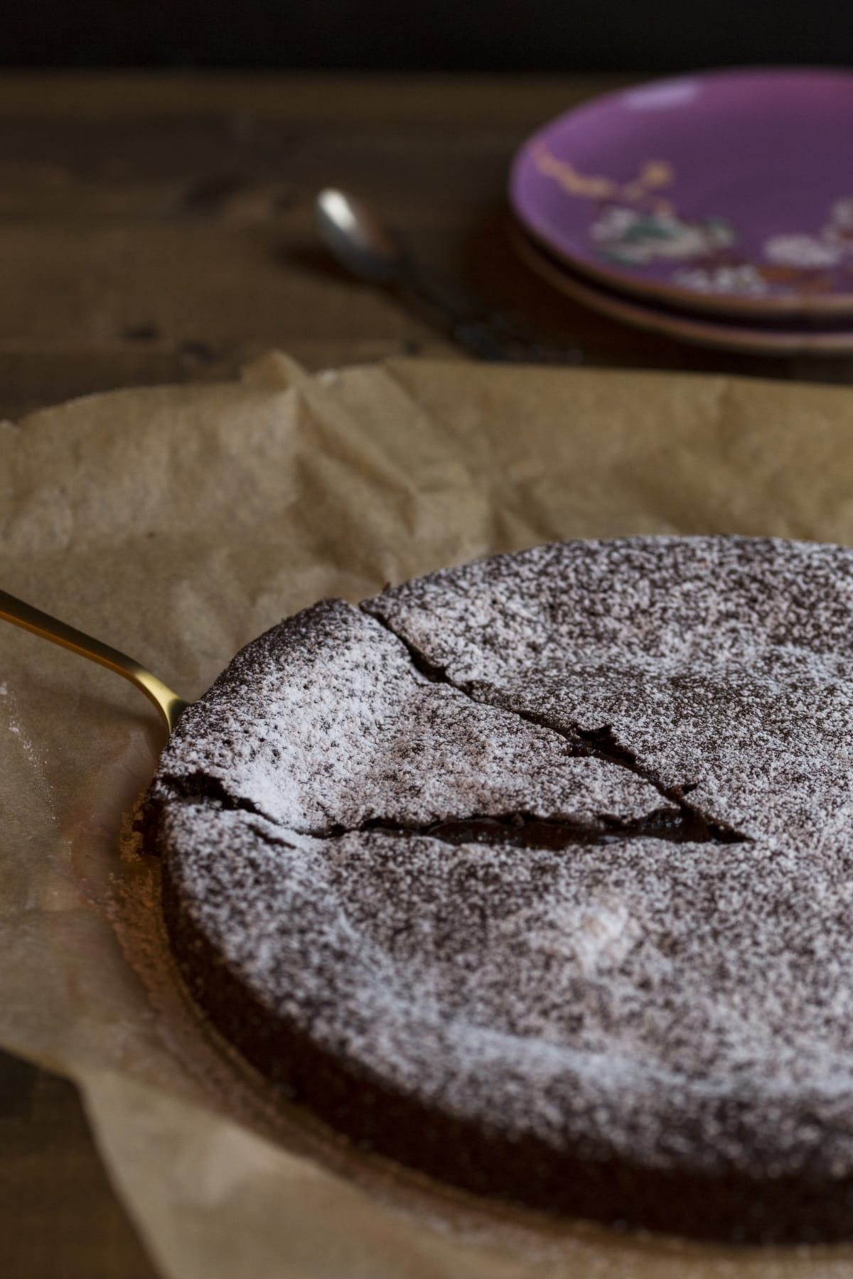 Sliced kladdkaka.