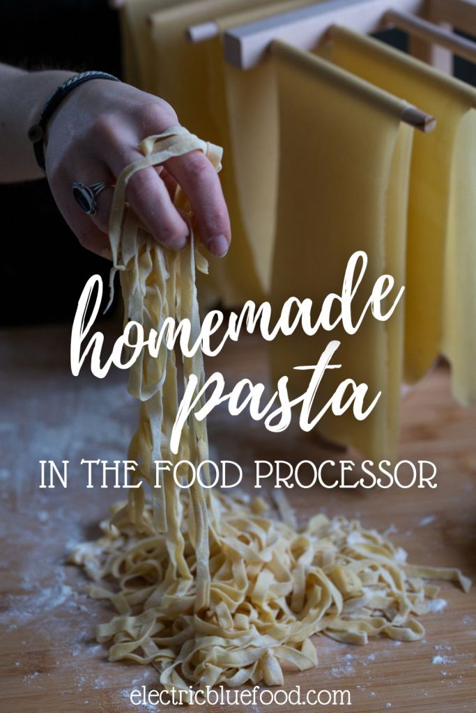 Homemade pasta in the food processor. How to make pasta from scratch in 5 minutes.